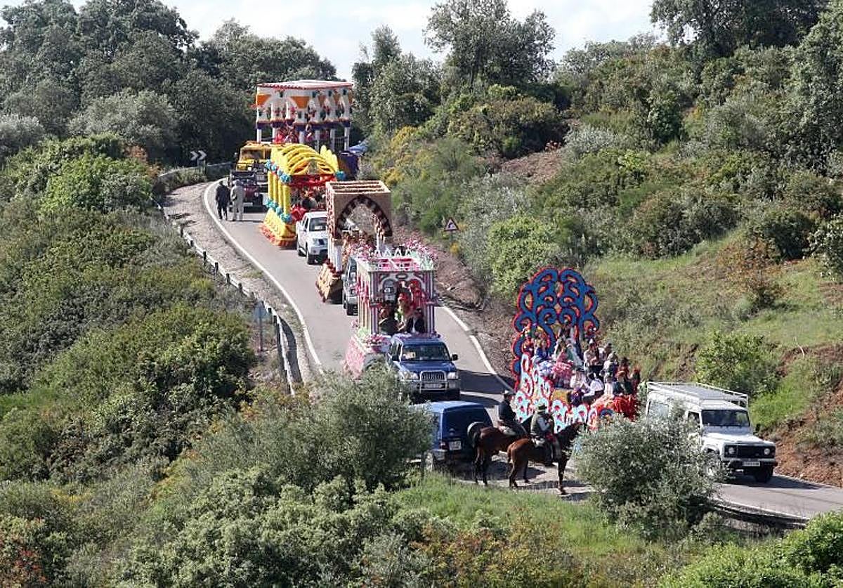 Subida de las carrozas a Santo Domingo