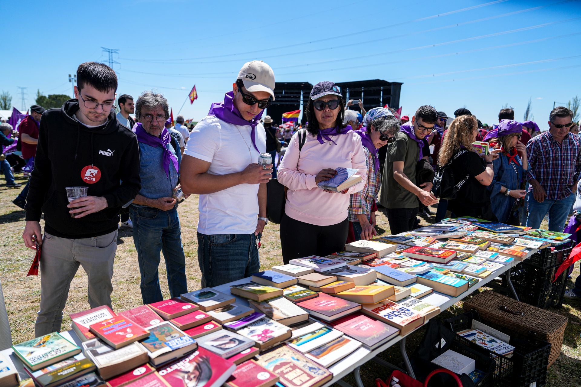 Puestos de libros en la campa de Villalar