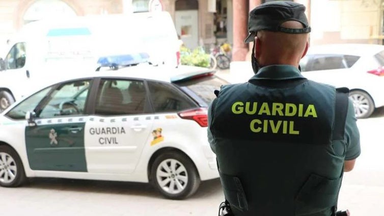 Hallan el cadáver de otro hombre en Mijas: atado, con capucha en la cabeza y signos de haber sido quemado