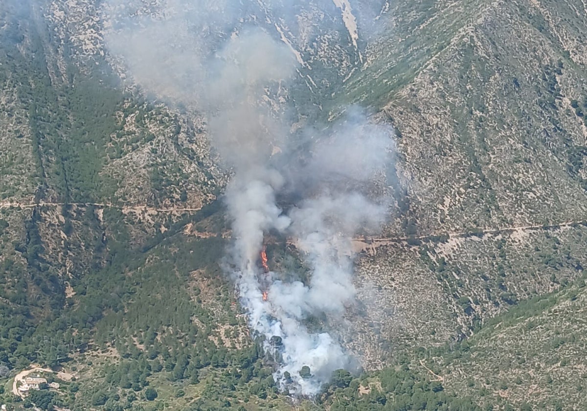 Imagen del incendio de Mijas declarado este jueves