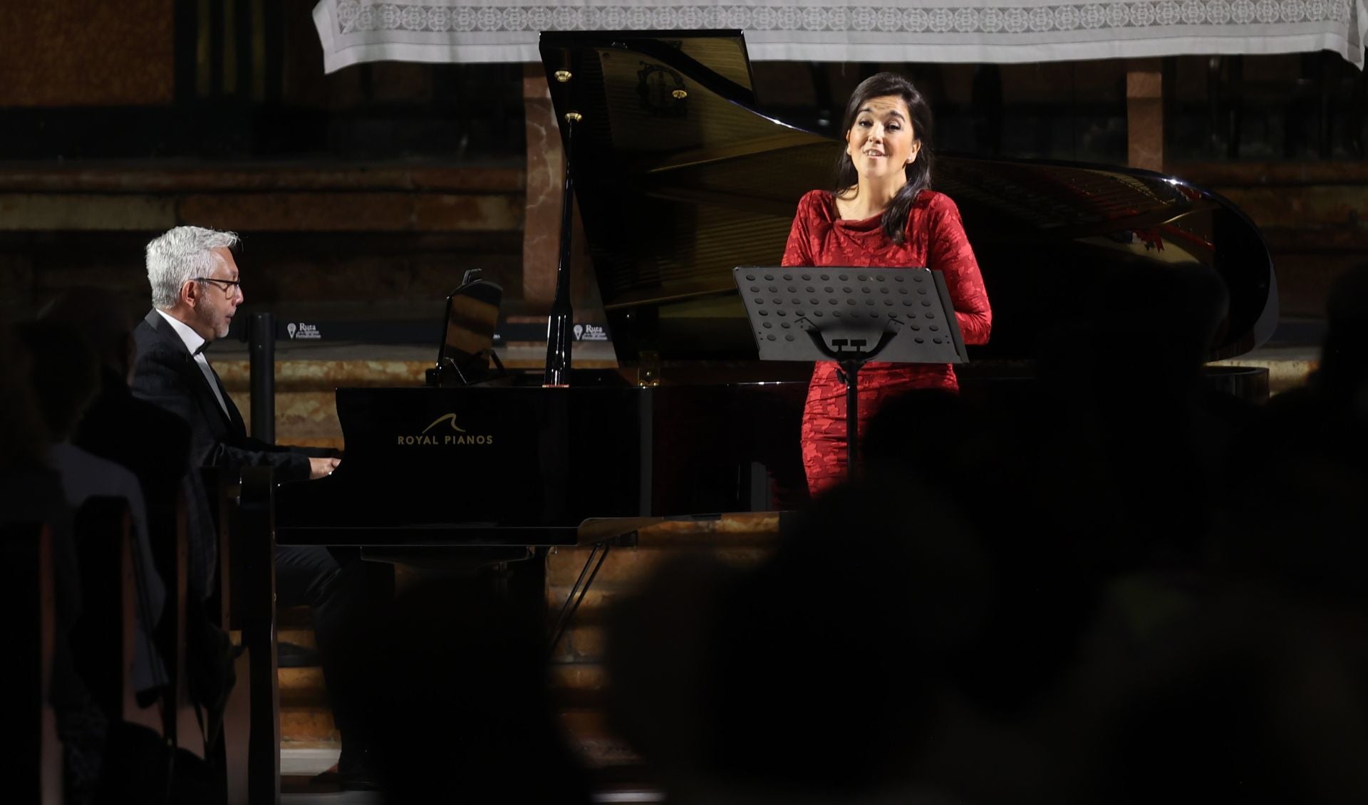 Auxiliadora Toledano y Julio Alexis Muñoz abren el Festival Primavera de Córdoba, en imágenes
