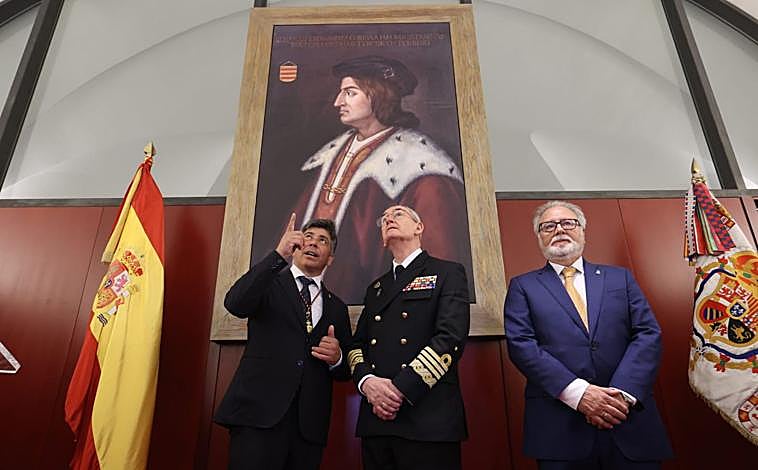 Imagen principal - La vida y las batallas del Gran Capitán ya se relatan en el Castillo de Montilla con armas y documentos