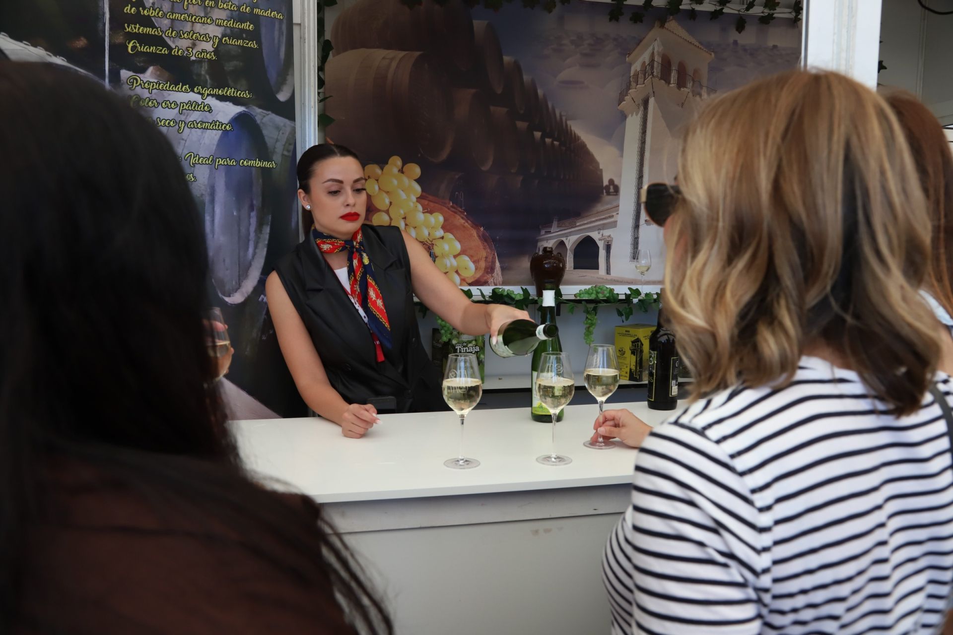 La Cata del Vino también se llena en su nueva ubicación, en imágenes