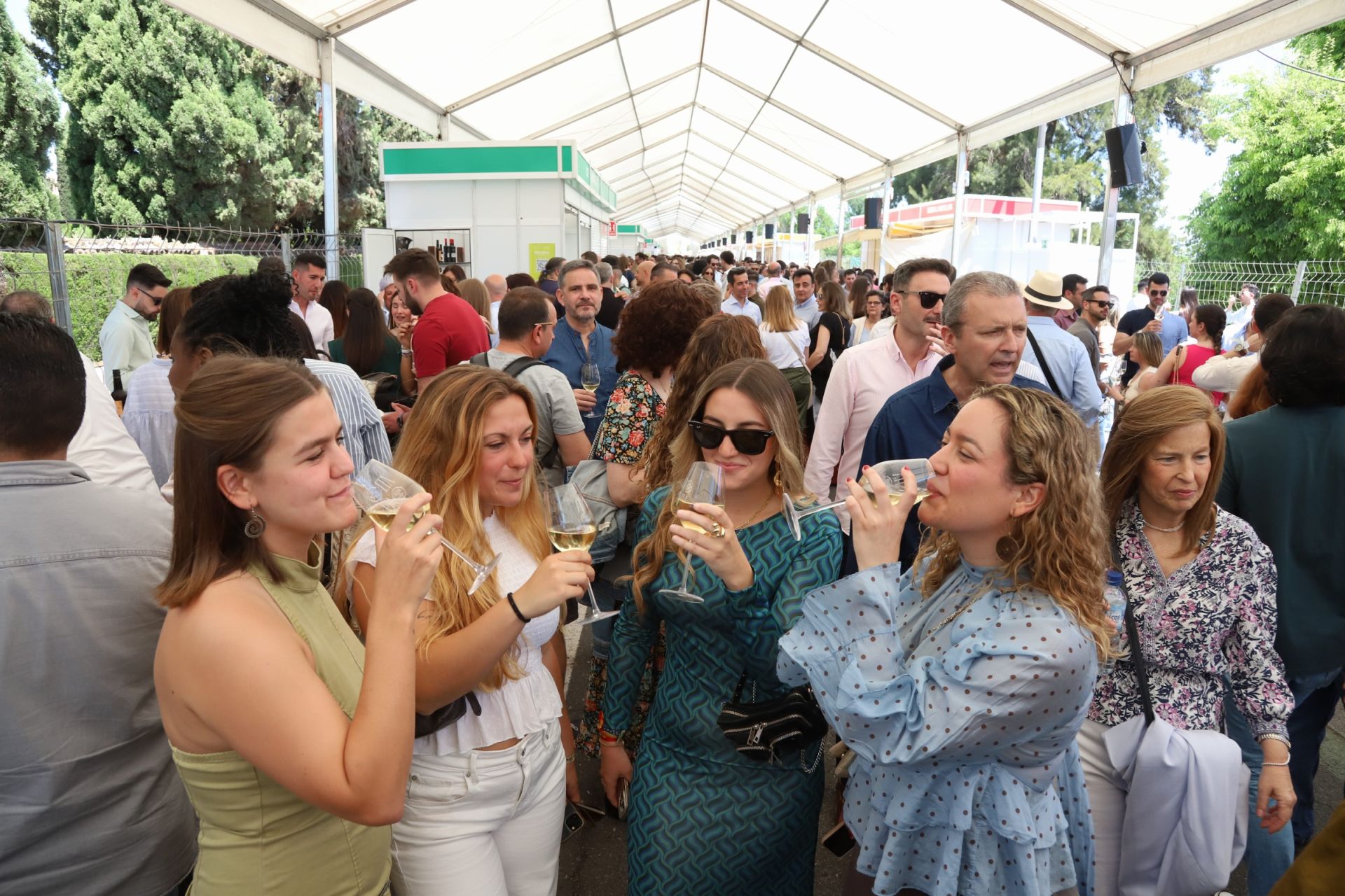 La Cata del Vino también se llena en su nueva ubicación, en imágenes