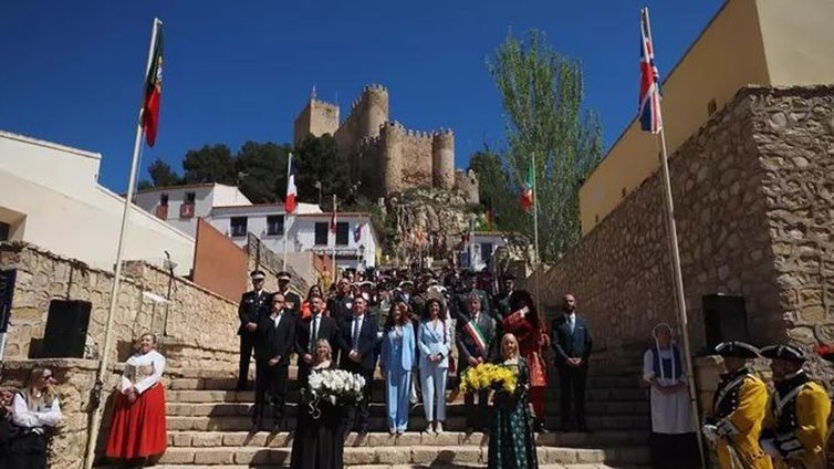 Almansa se vistió de gala en la 318ª recreación de su Batalla