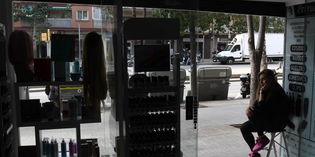 Cataluña recupera paulatinamente el suministro pero Rodalies no funcionará hasta el martes