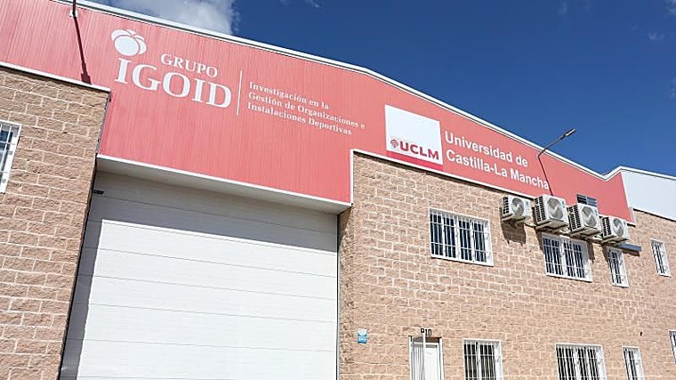Fachada del inmueble del laboratorio, en el Polígono Industrial de Toledo