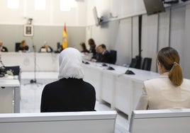 Las dos españolas retornadas del califato de Estado Islámico aceptan tres años de cárcel por integración terrorista