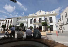 La Rambla, Santaella, La Guijarrosa y Montalbán, sin luz: «Seguimos igual; estoy preocupado, pero de momento no hemos tenido incidencias»