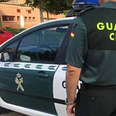 Un hombre con problemas de salud mental amenaza con un cuchillo a la Guardia Civil en Gran Canaria