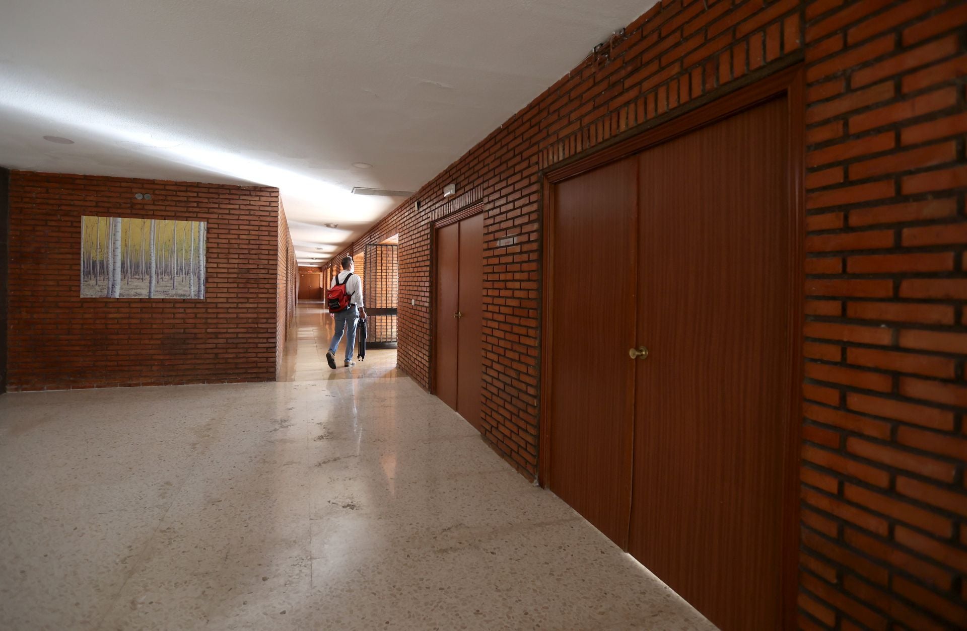 El acto de cesión del emblemático colegio mayor Séneca para ser un centro de FP