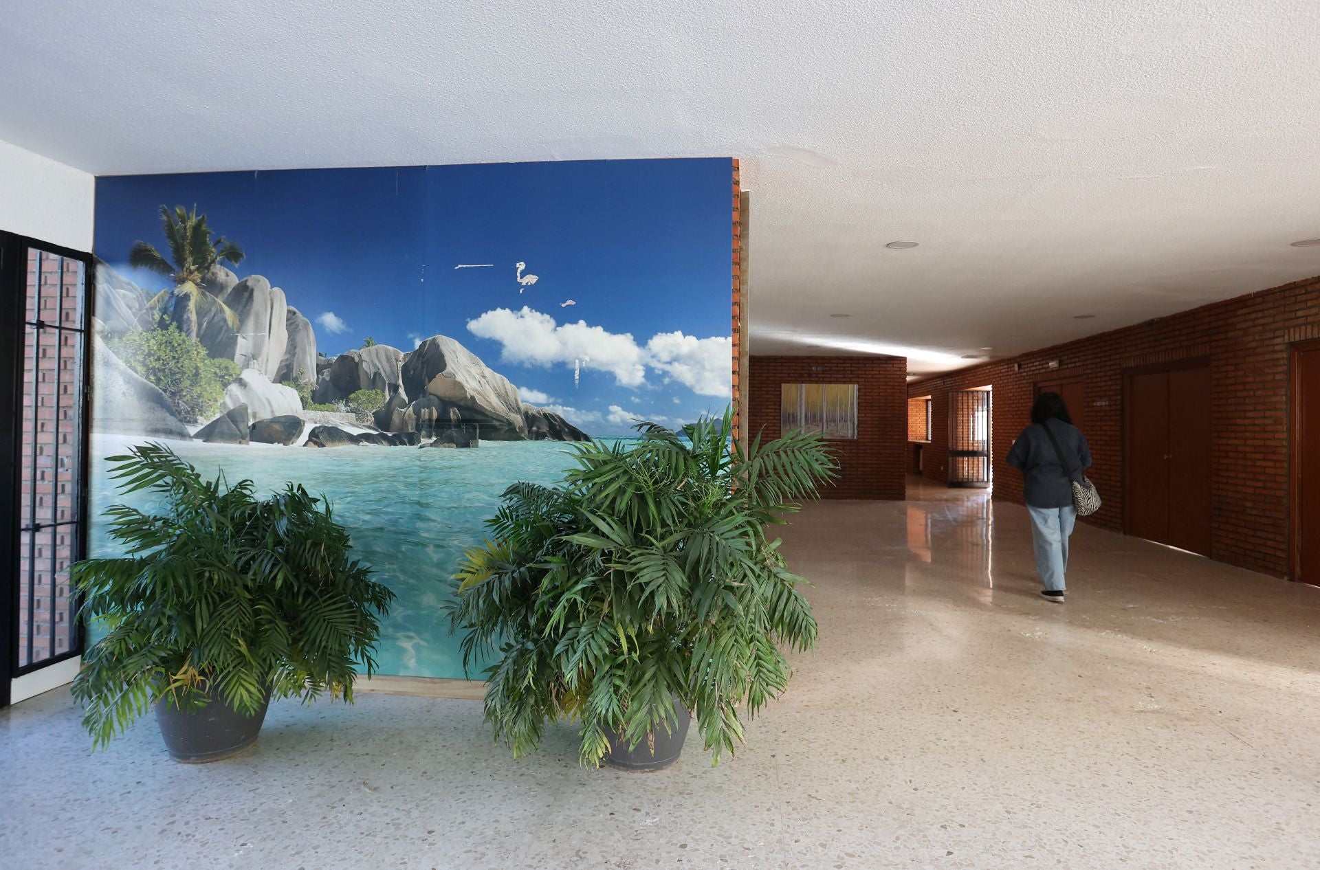 El acto de cesión del emblemático colegio mayor Séneca para ser un centro de FP