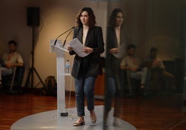 Más de la mitad de los madrileños censura la gestión de Ayuso sobre la situación de su pareja