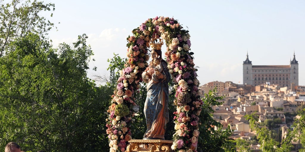 La 'Señora del Valle' reina sobre los cerros de Toledo