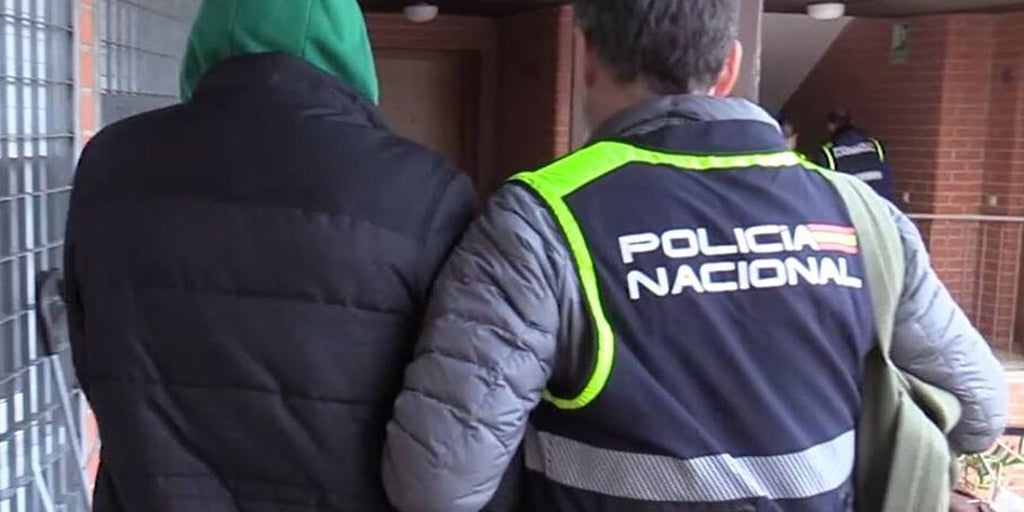 Una reyerta en un piso de camas calientes por las habitaciones deja cinco detenidos y un herido