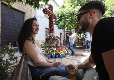 El color y la belleza de las Cruces de Mayo en Córdoba, en imágenes