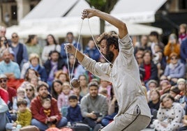 Titirimundi, el Día de los Museos y el Festival Internacional de Fotografía centran la agenda cultural de la Junta en mayo