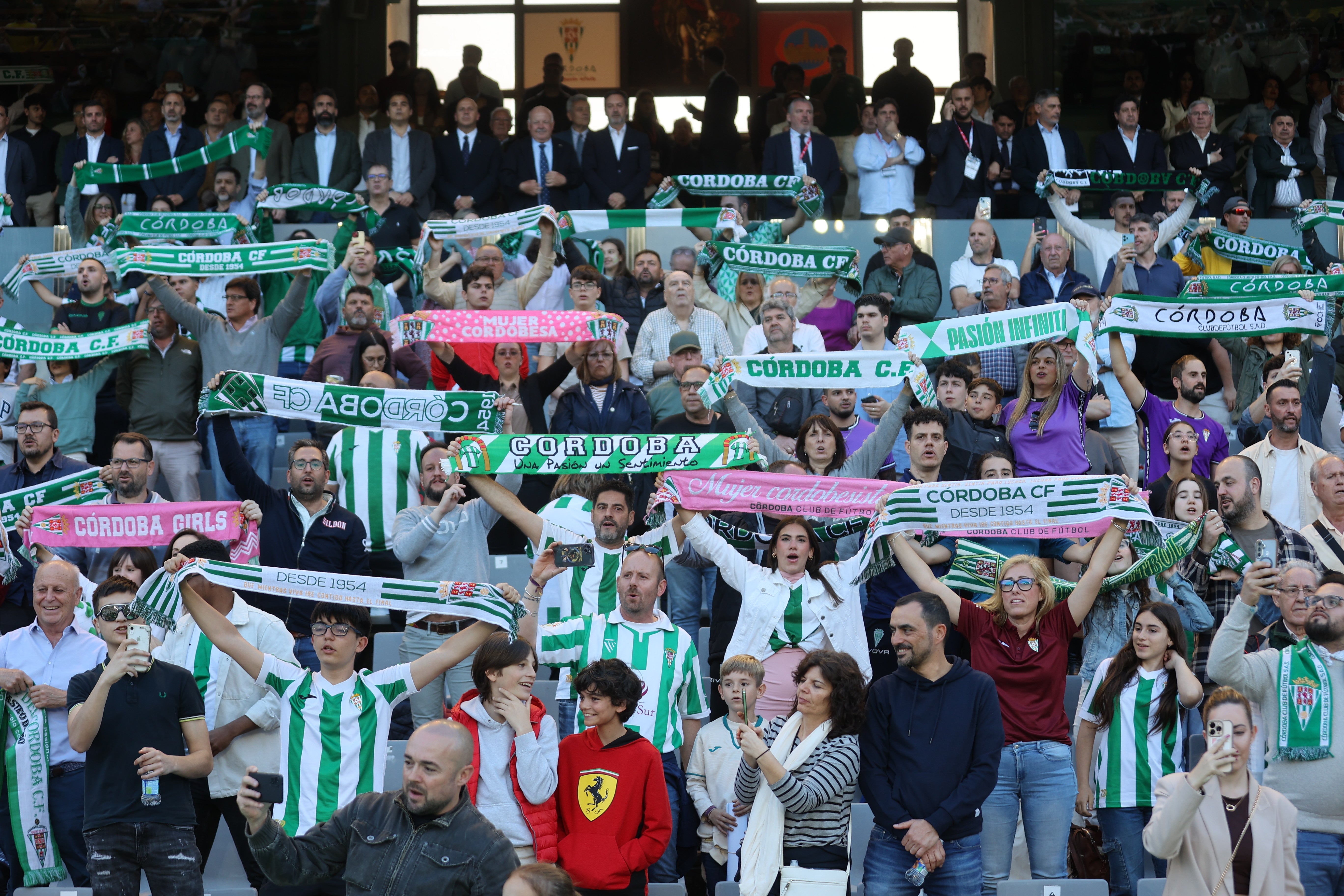 Las mejores imágenes de la goleada del Córdoba CF ante el Cádiz