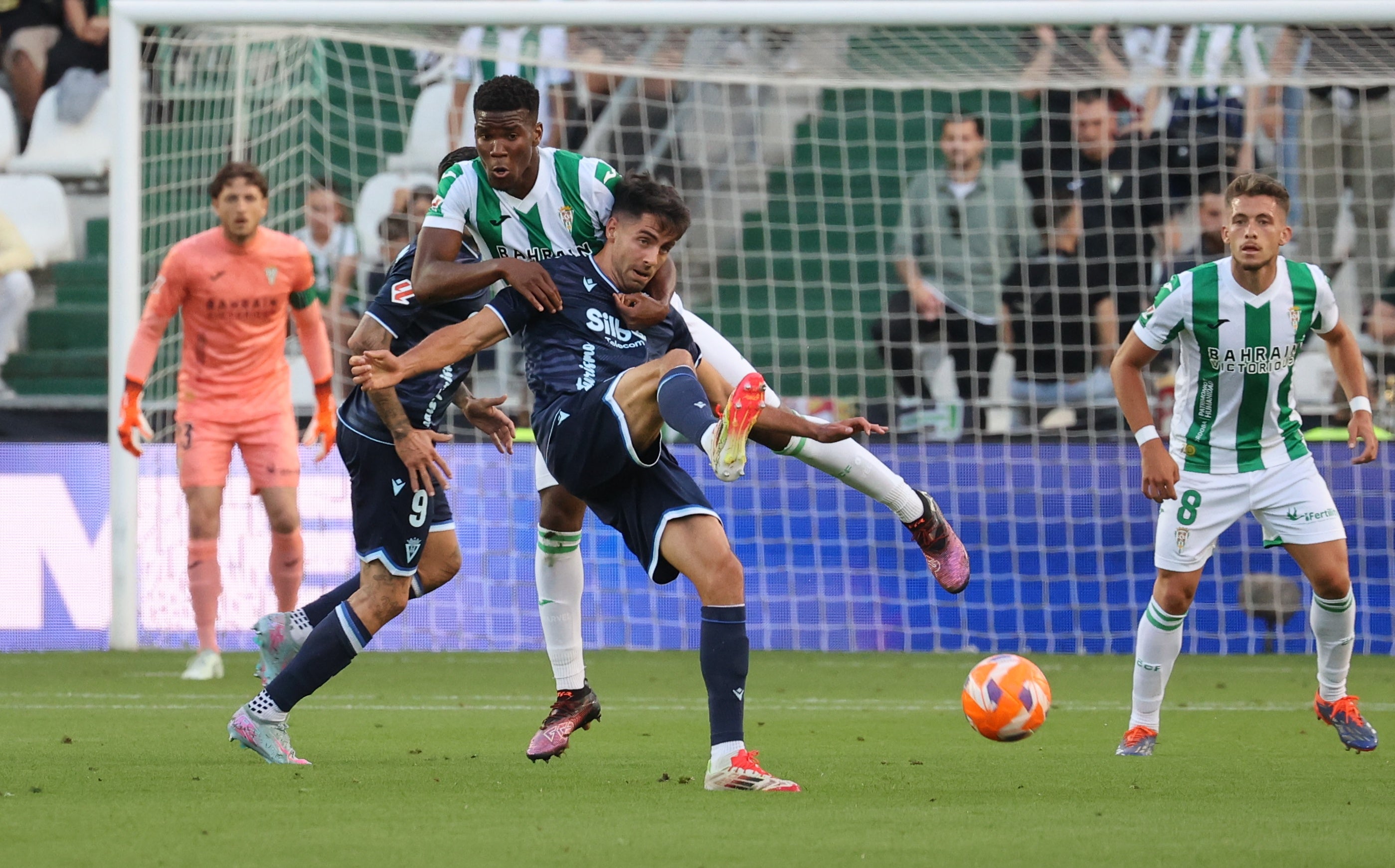 Las mejores imágenes de la goleada del Córdoba CF ante el Cádiz
