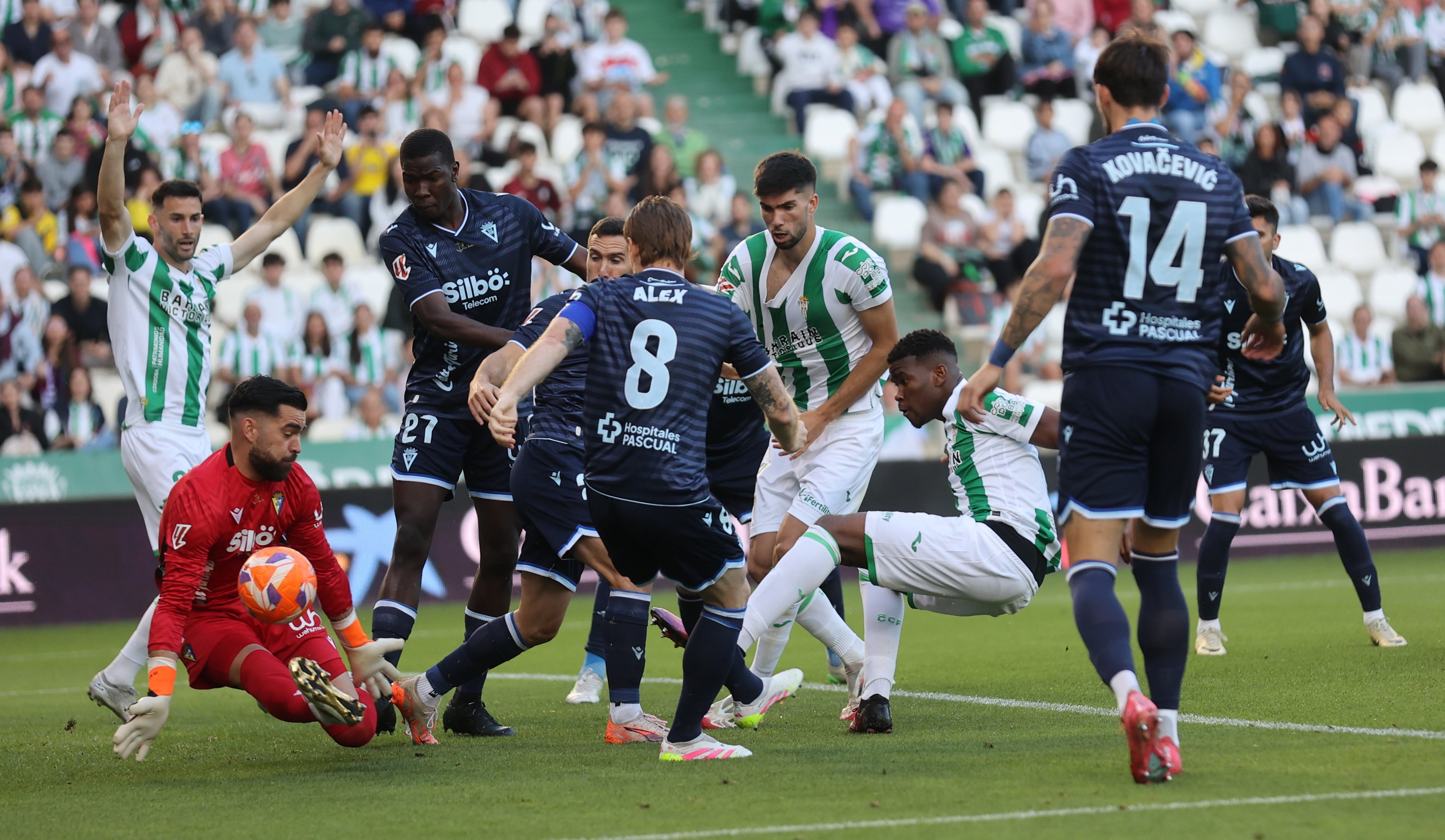 Las mejores imágenes de la goleada del Córdoba CF ante el Cádiz