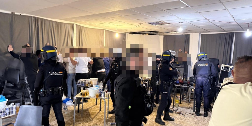 Identificadas 47 personas en una fiesta ilegal celebrada en una nave de un polígono industrial de Valladolid