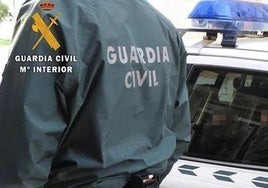 Un muerto y un herido en un tiroteo junto a una gasolinera a la salida de Berja