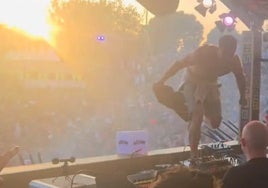 Un asistente al festival Elrow de Torrejón de Ardoz agrede al DJ Paul Kalkbrenner en plena actuación