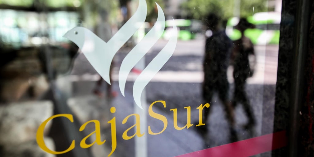 Cajasur, 30 años de Córdoba