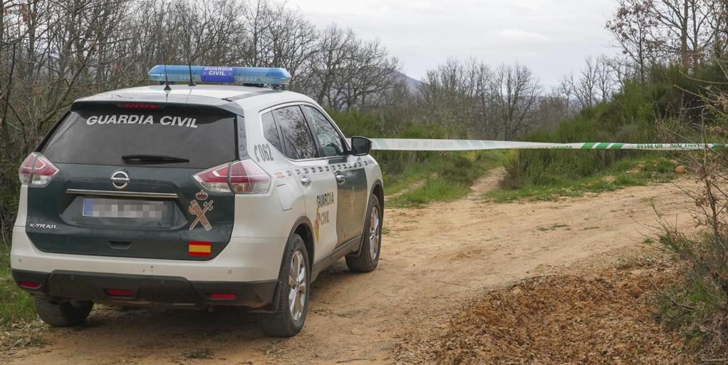 Muere un joven de 18 años en un choque frontal entre dos turismos en Gijón