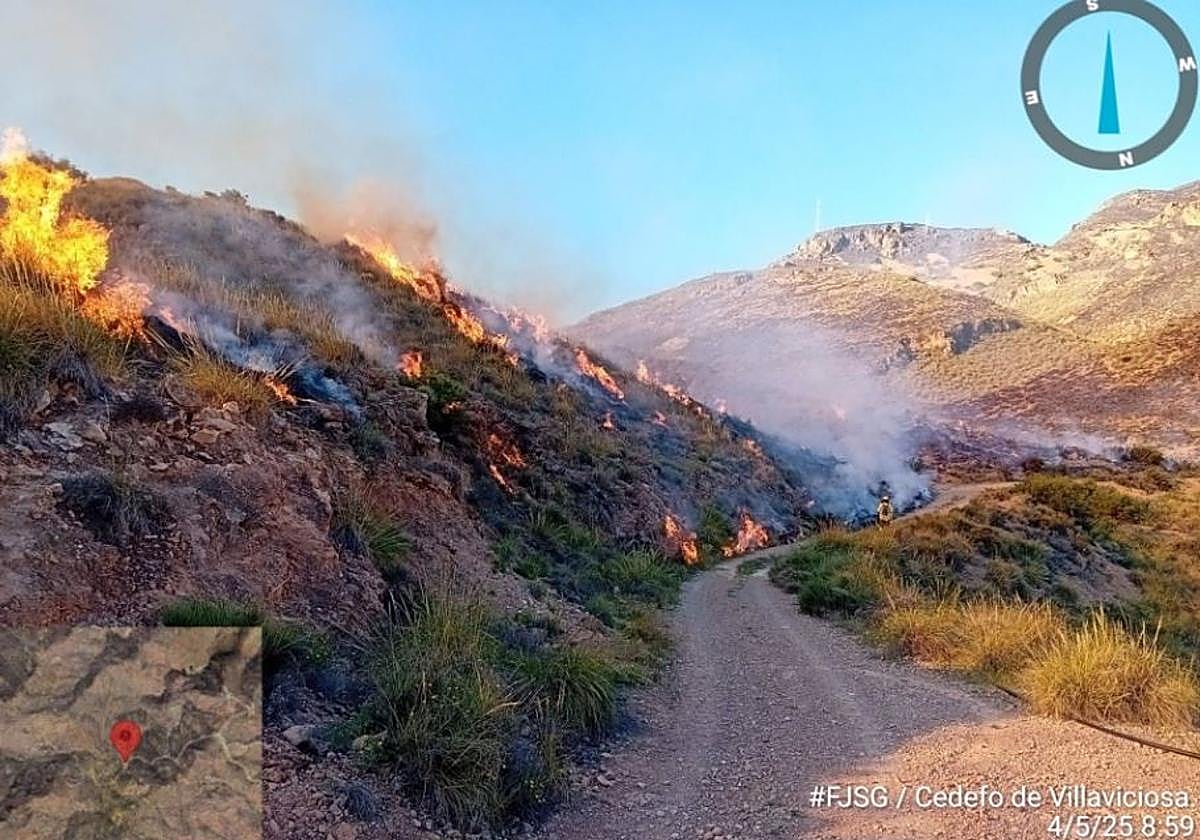 Incendio en Huércal de Almería