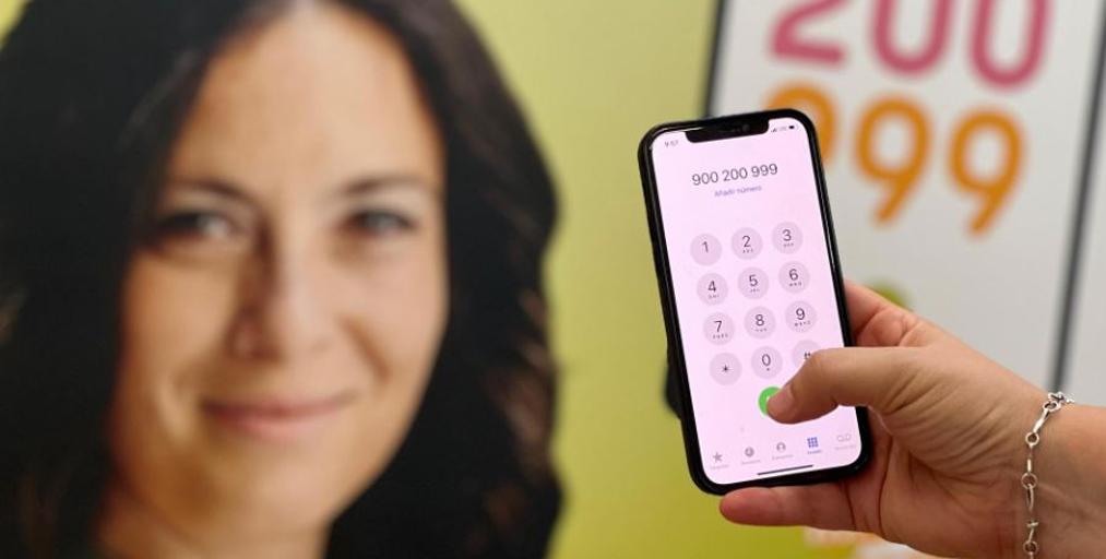 El teléfono de asistencia a la mujer de la Junta de Andalucía ya atiende en 71 idiomas diferentes