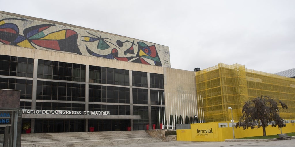 El Palacio de Congresos de la Castellana saldrá a concurso, tras 13 años cerrado, y dos después de tener la licencia de obra