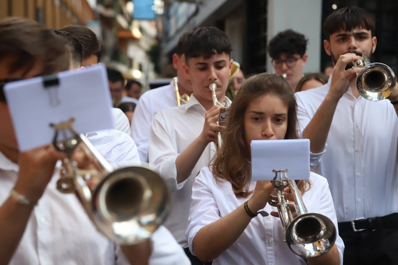 La procesión infantil y juvenil de la Divina Pastora de Córdoba, en imágenes