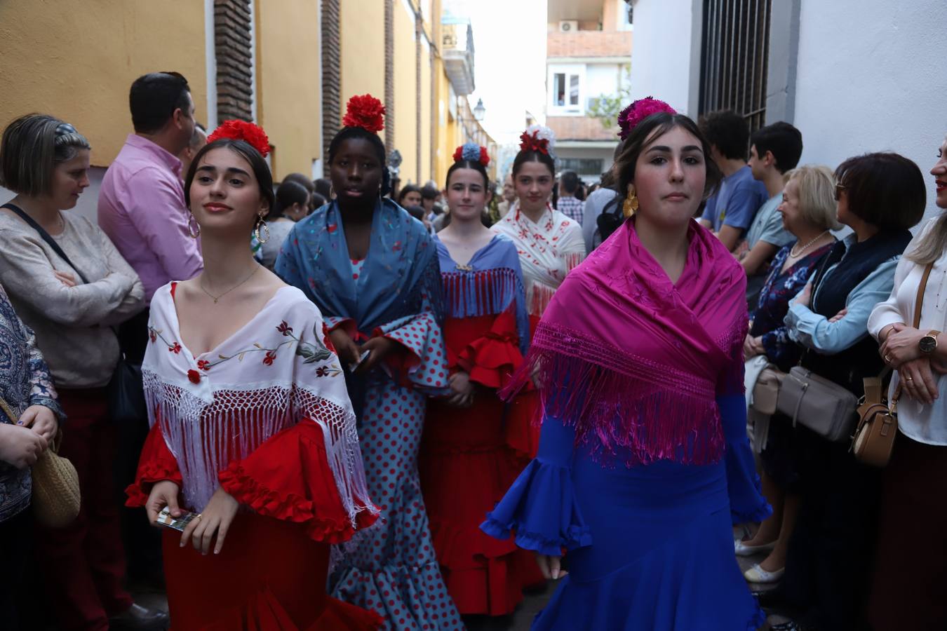La procesión infantil y juvenil de la Divina Pastora de Córdoba, en imágenes