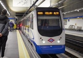 Un hombre, herido de gravedad tras ser golpeado por un tren de la línea 2 de Metro de Madrid