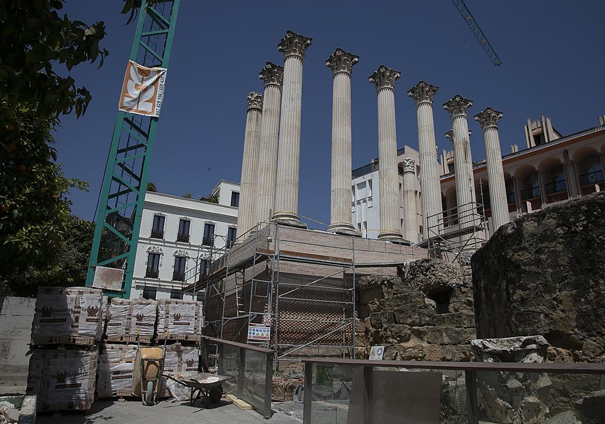 La gran grúa de la obra del Templo Romano se retira este domingo, 11 de mayo