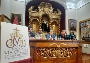 Antonio Jesús García, Rafael López, Manuel Bonilla, Sarai Herrera y Rafael de Rueda, este miércoles en la sede de la Agrupación