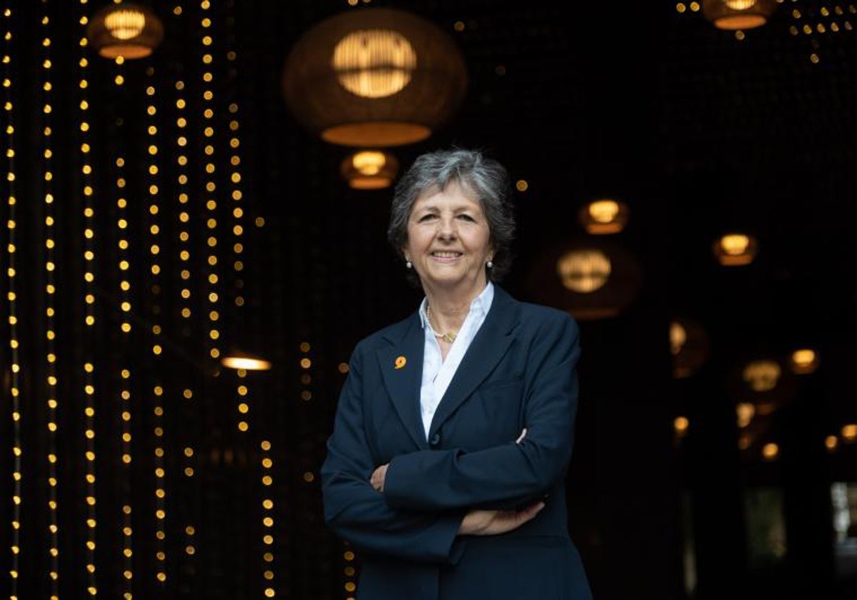 Elda Mata deja la presidencia de Sociedad Civil Catalana