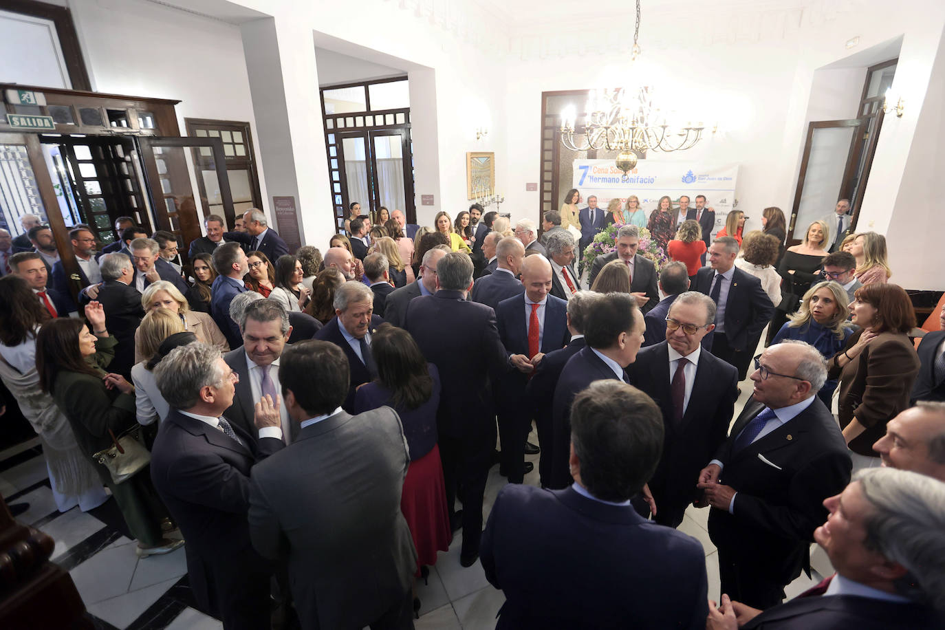 La cena solidaria del Hermano Bonifacio de Córdoba, en imágenes