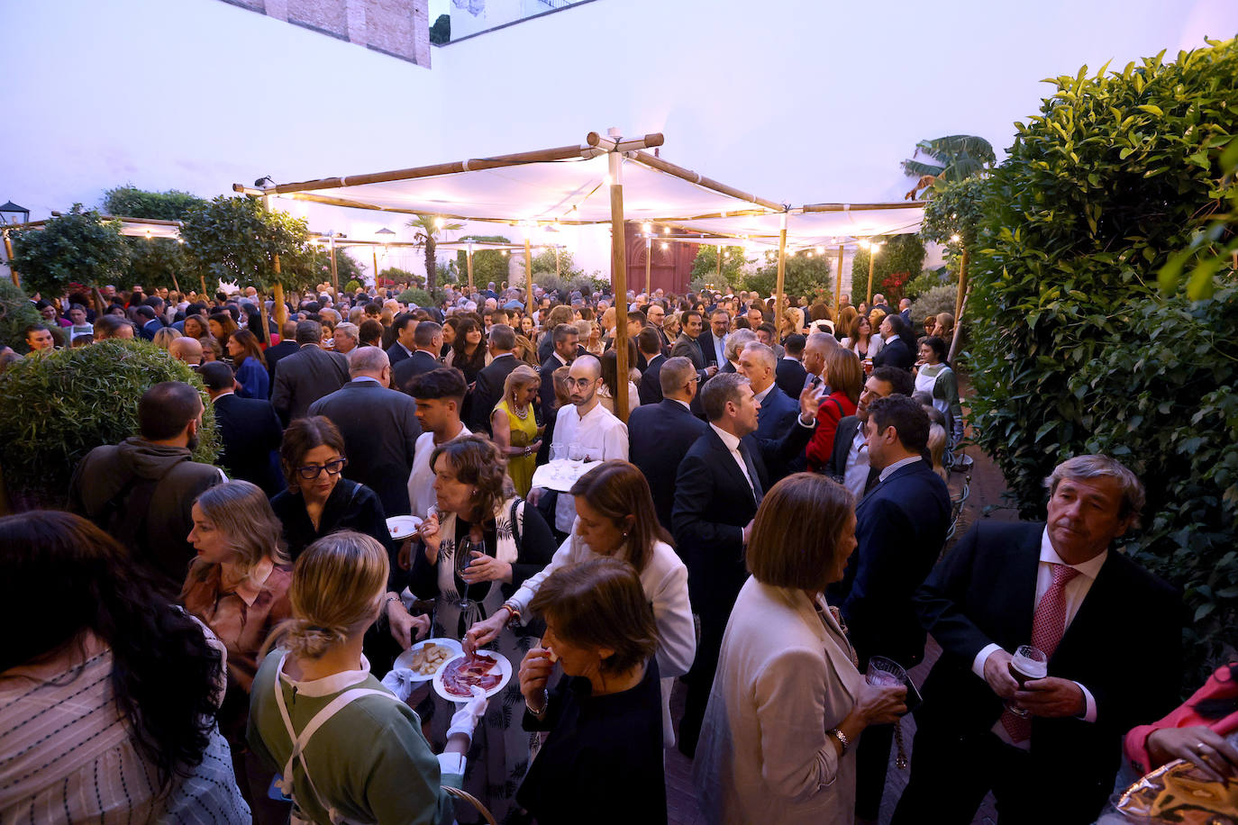 La cena solidaria del Hermano Bonifacio de Córdoba, en imágenes