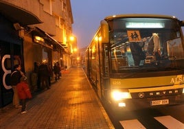 La Ertzaintza investiga como un suicidio el hallazgo de un cadáver en un bus escolar