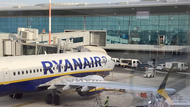 Denuncian que Ryanair impidió regresar a un anciano de 89 años a España por su tipo de DNI