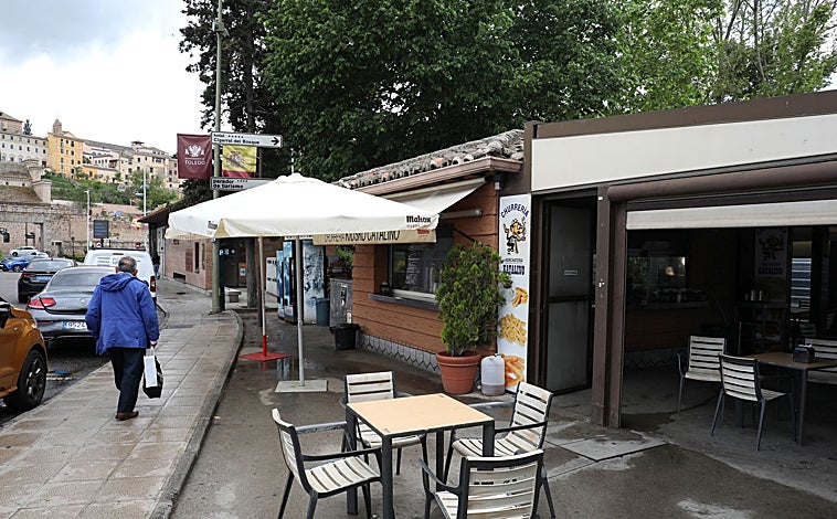 Imagen principal - Catalino, el Parque y el puesto de berenjenas