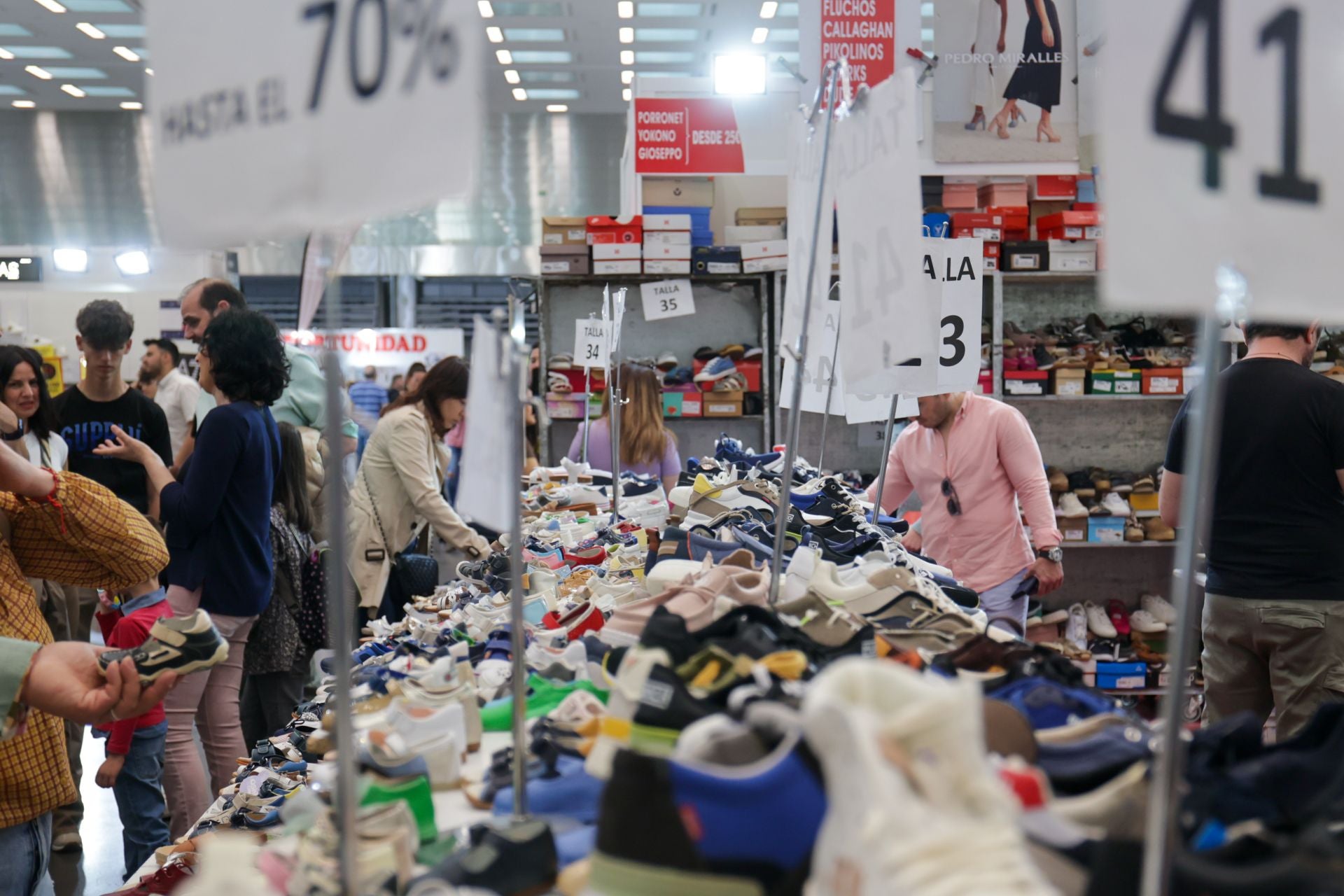 En imágenes, las mejores gangas de la Feria &#039;outlet&#039; de Córdoba