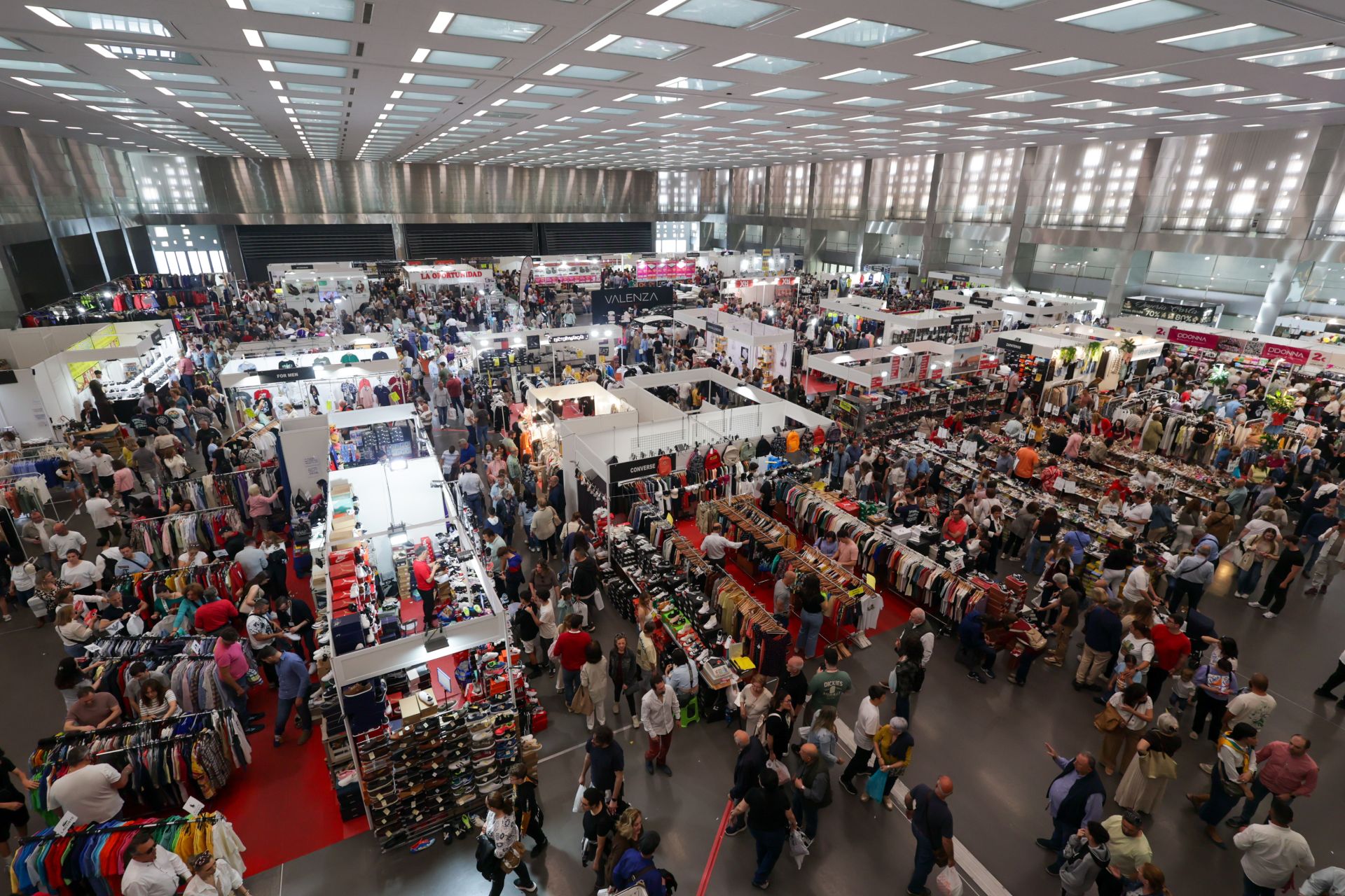 En imágenes, las mejores gangas de la Feria &#039;outlet&#039; de Córdoba