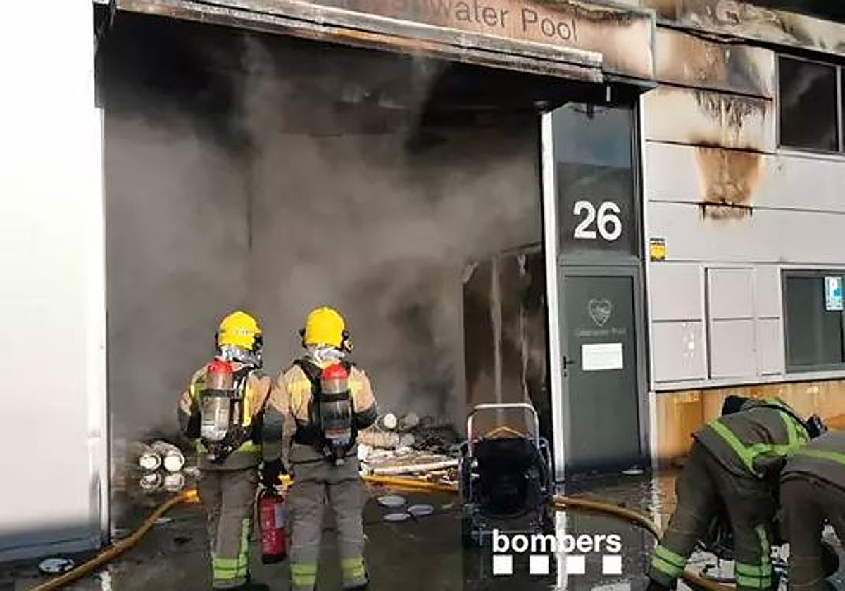 Un momento de la intervención de los Bomberos