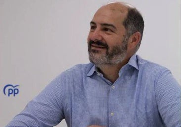 El PP acusa a PSOE e IU de «hipocresía» por oponerse a la Zona Magenta en Toledo mientras sus concejales disfrutan de parking gratis en el Casco
