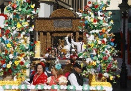La colorida romería de la Virgen de Linares de Córdoba, en imágenes