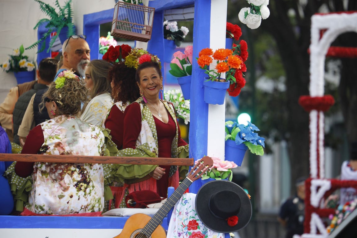 La colorida romería de la Virgen de Linares de Córdoba, en imágenes