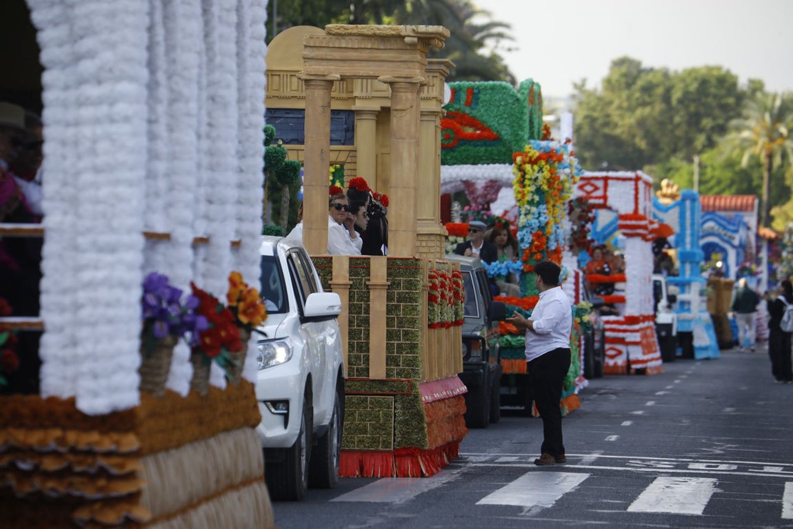 La colorida romería de la Virgen de Linares de Córdoba, en imágenes